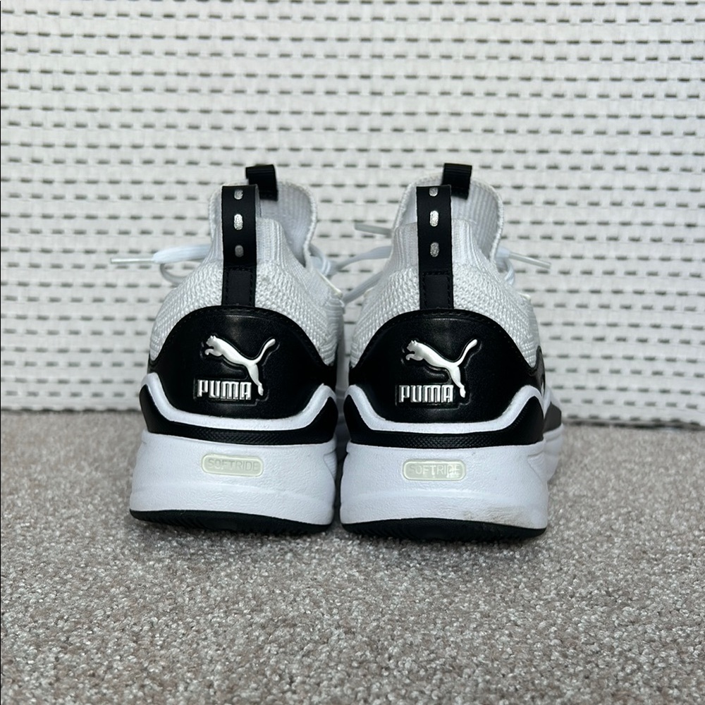 Puma White and Black Sneakers - Picture 3 of 6